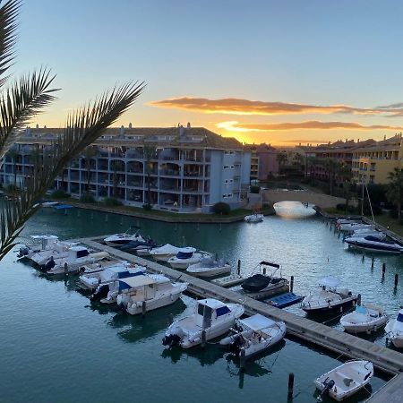 Apartamento Con Terraza Sobre La Marina De Sotogrande San Roque  Ngoại thất bức ảnh