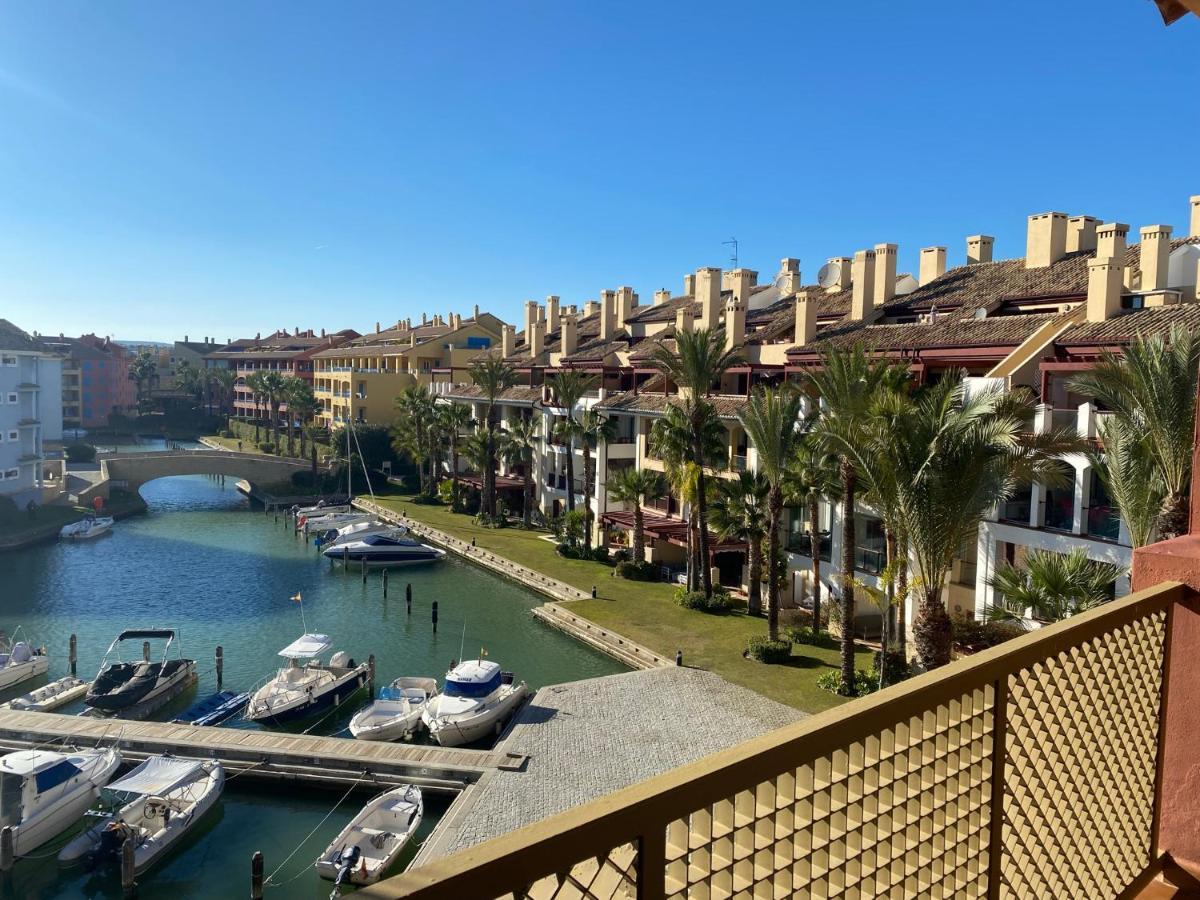 Apartamento Con Terraza Sobre La Marina De Sotogrande San Roque  Ngoại thất bức ảnh