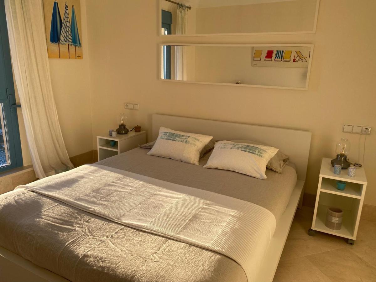 Apartamento Con Terraza Sobre La Marina De Sotogrande San Roque  Ngoại thất bức ảnh
